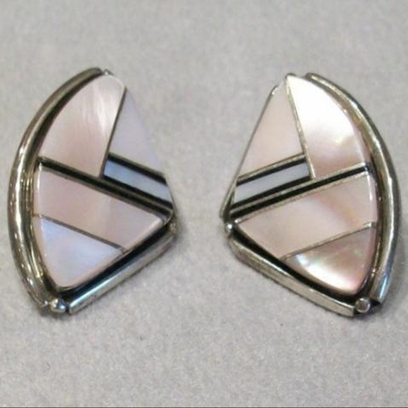 Pink Mussel Shell, Mother of Pearl Stud Earrings
